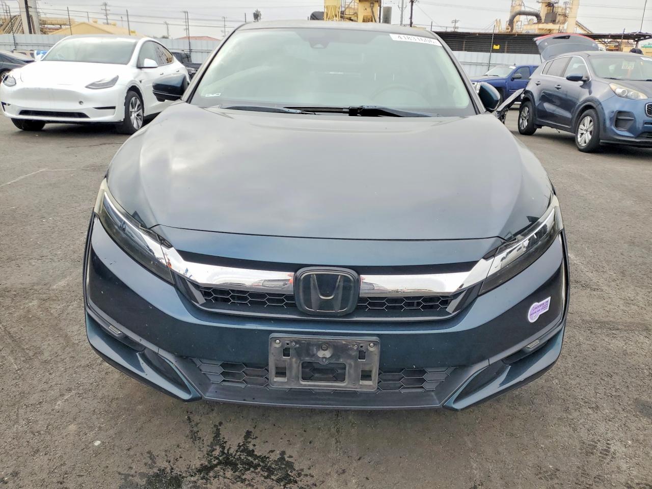 2018 Honda Clarity Touring - Image 5