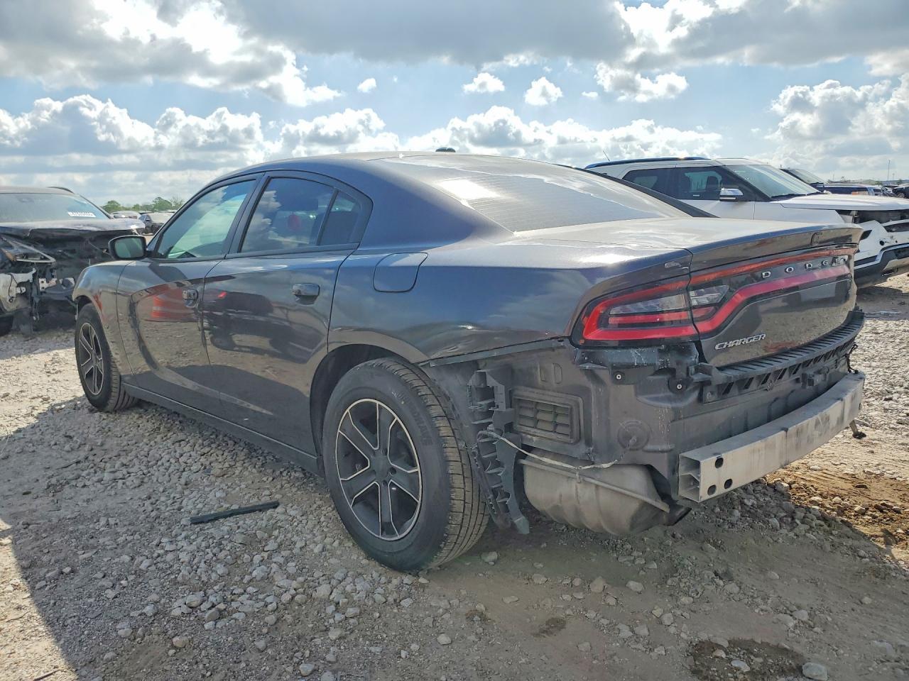 2020 Dodge Charger Sxt - Фото 2