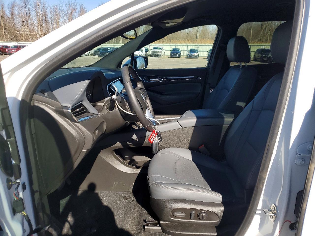 2023 Buick Enclave Essence - Image 7