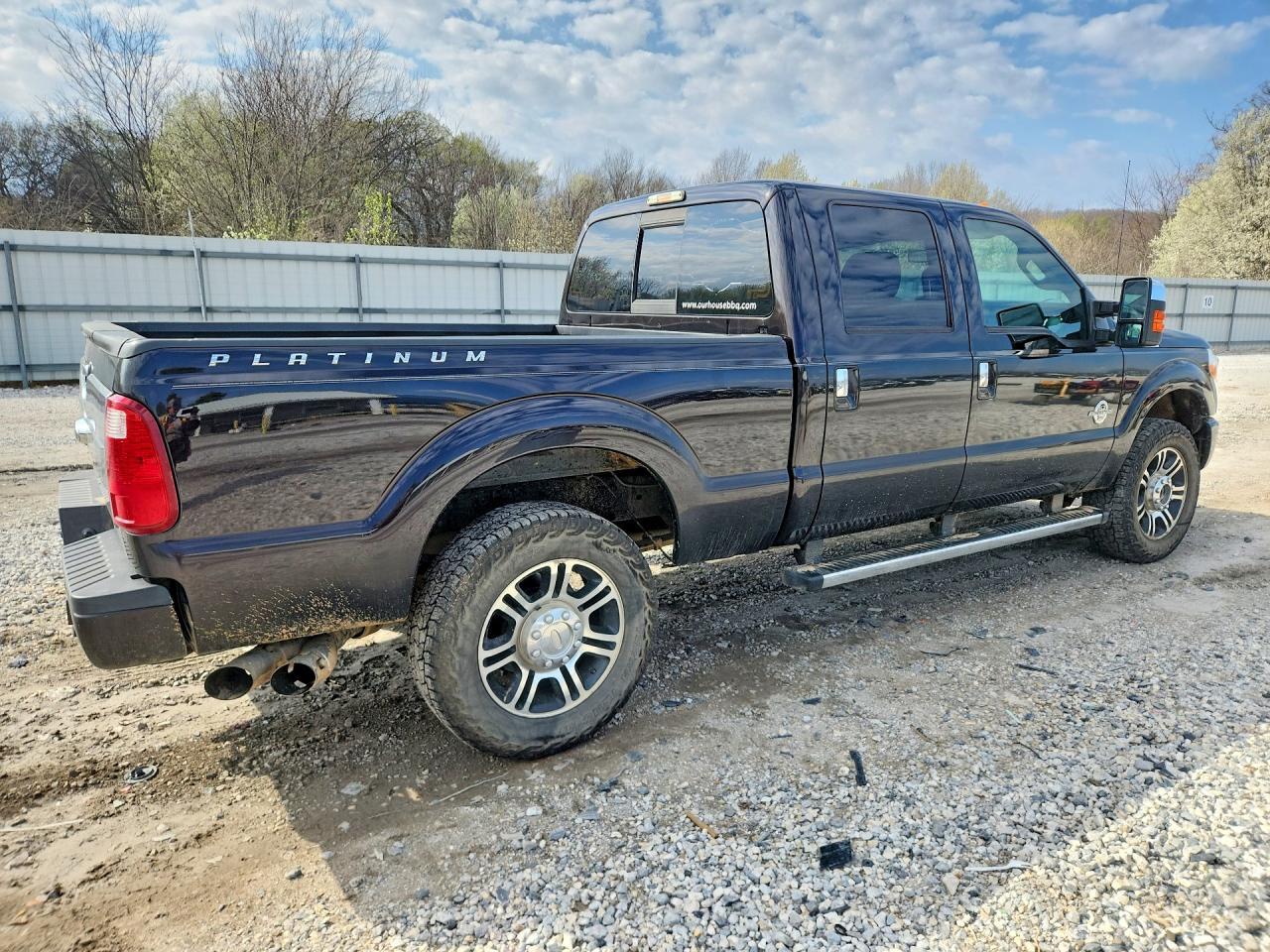 2014 Ford F250 Super Duty - Image 3