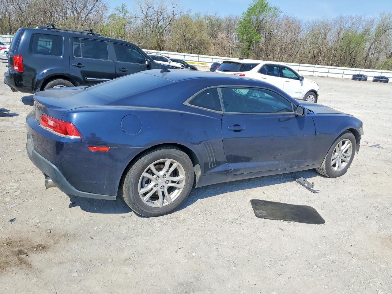 2015 Chevrolet Camaro Ls - Image 3