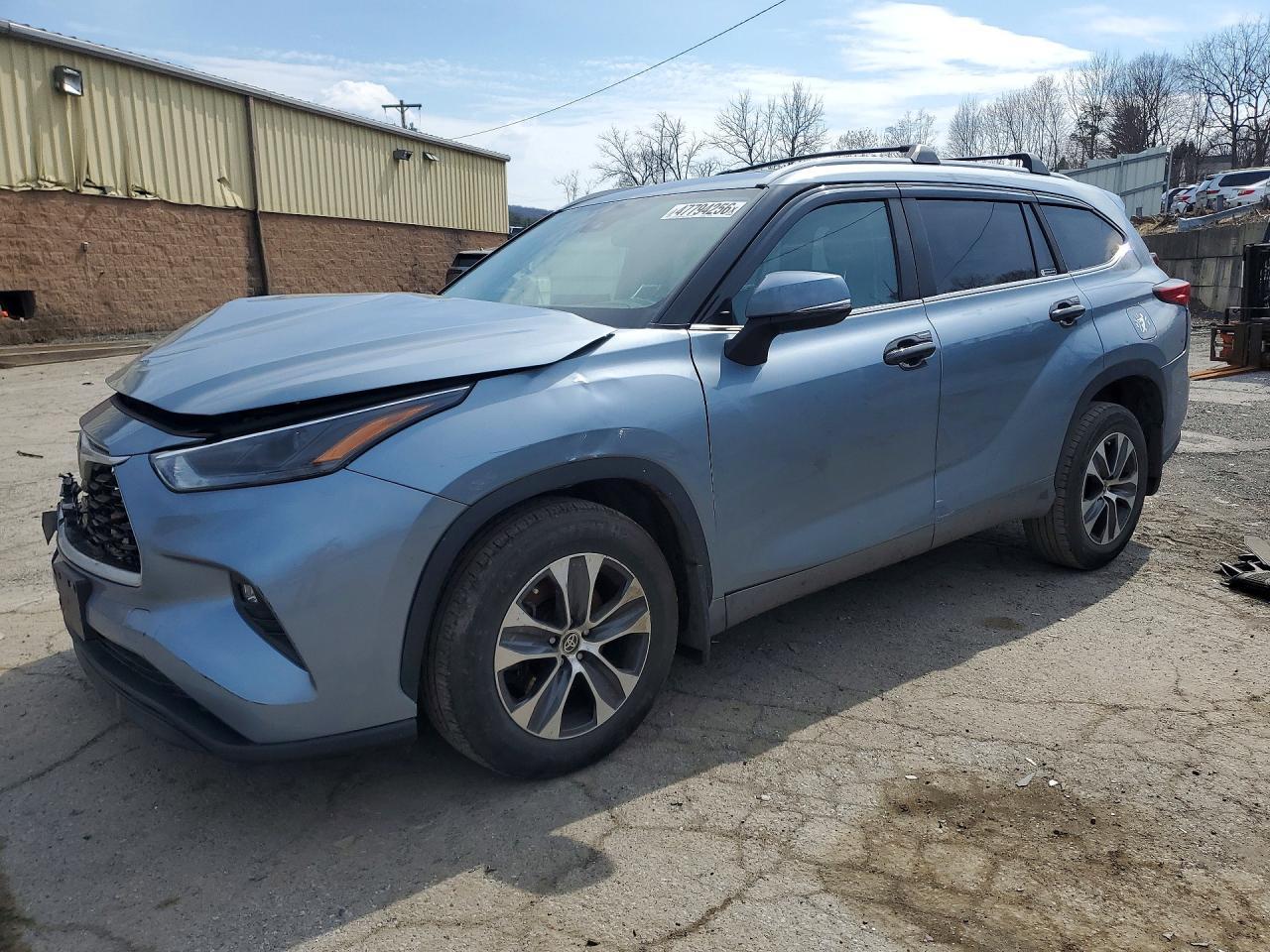 2023 Toyota Highlander L