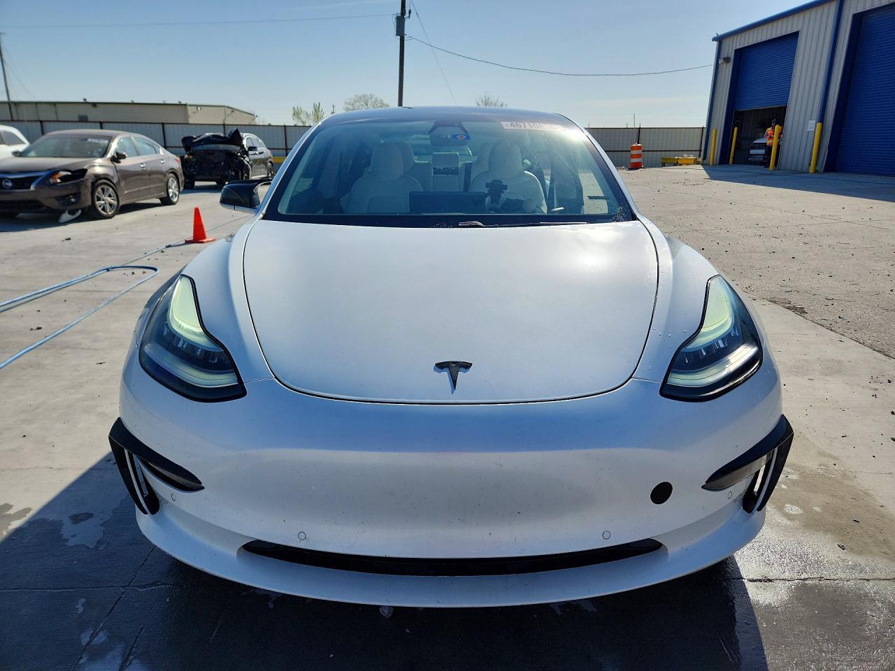 2020 Tesla Model 3 - Фото 5