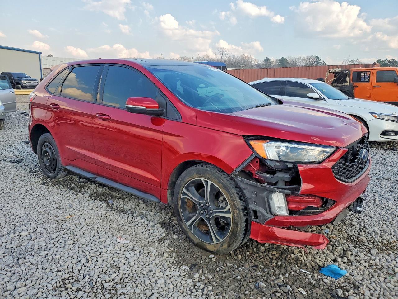 2020 Ford Edge St - Фото 4