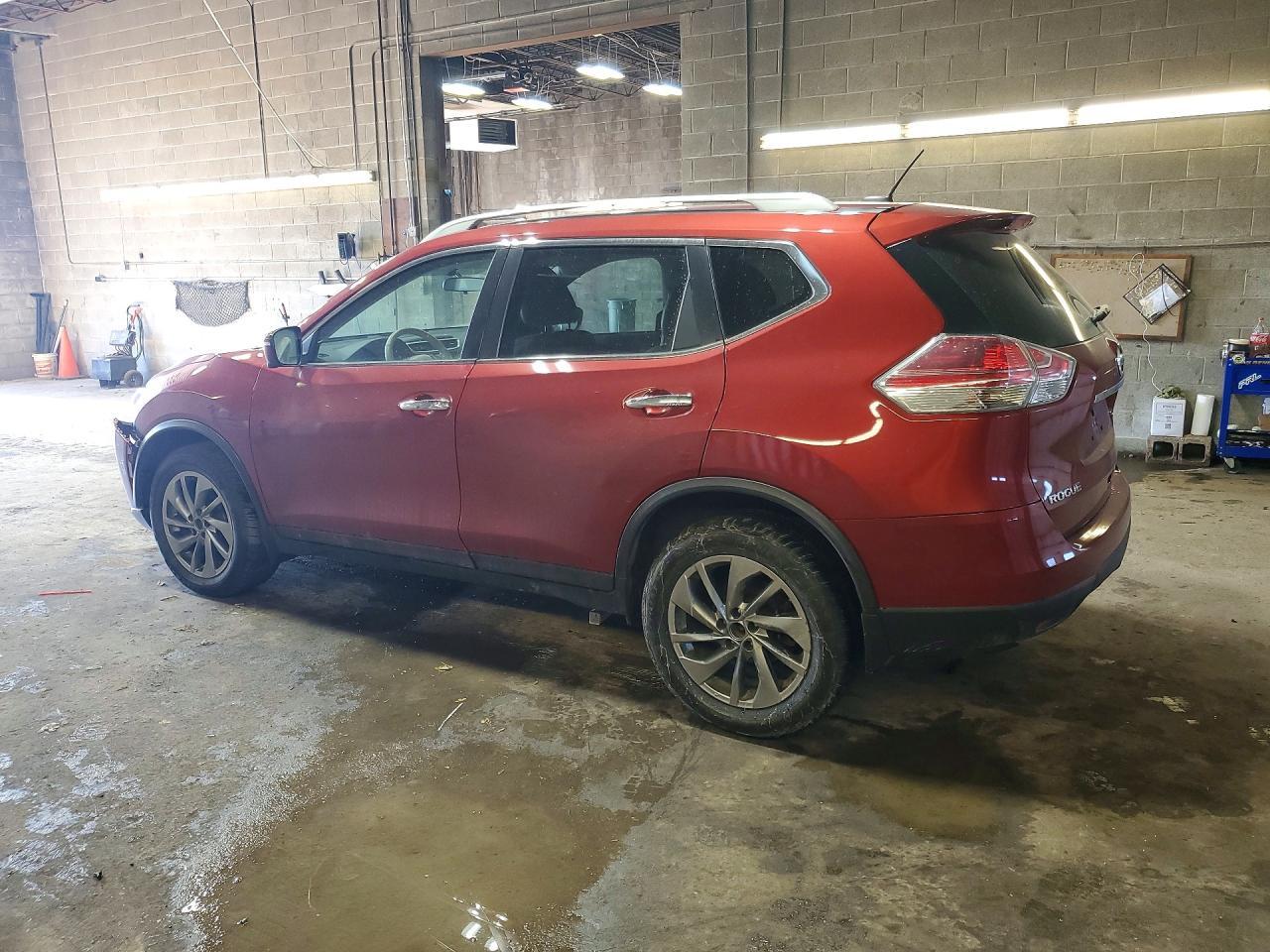 2015 Nissan Rogue - Фото 2