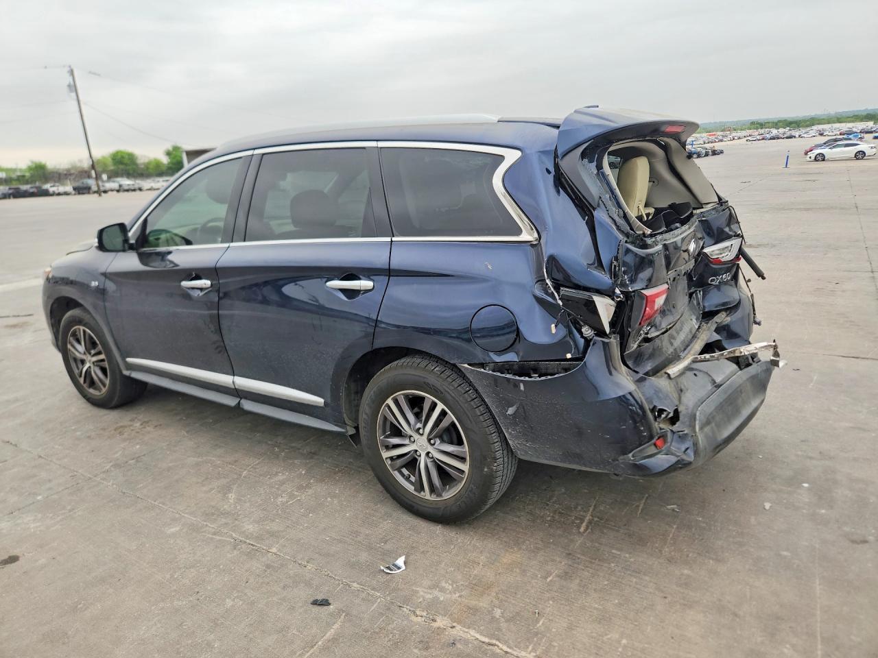 2017 Infiniti Qx60 Base - Фото 2