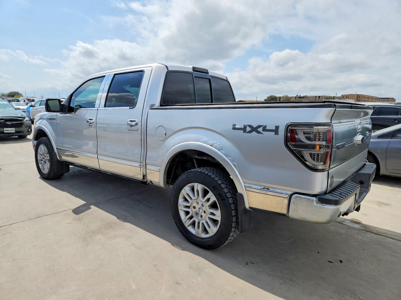 2010 Ford F150 Supercrew - Фото 2