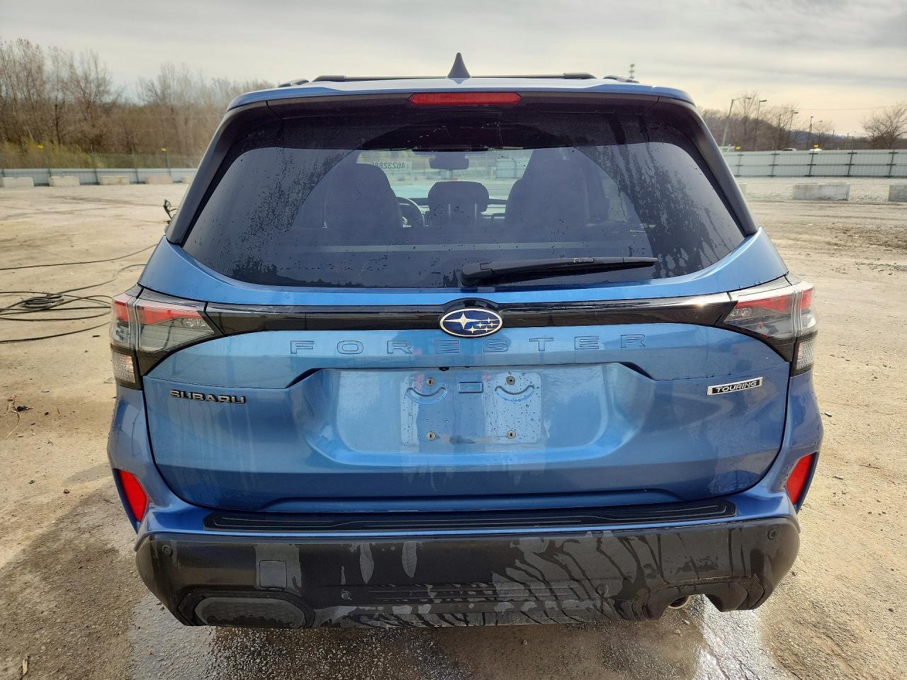 2025 Subaru Forester Touring - Фото 6