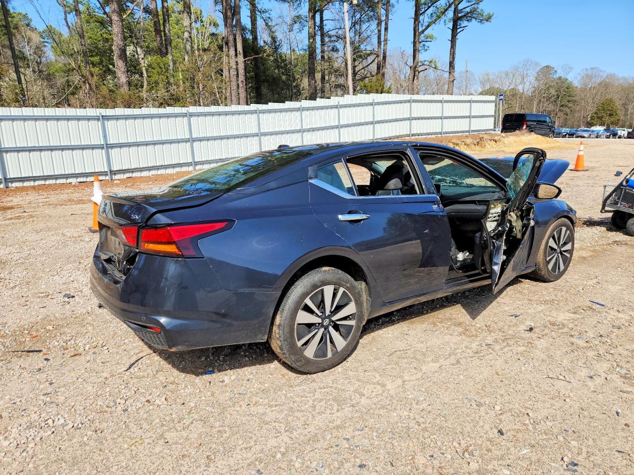 2022 Nissan Altima 2.5 Sv - Фото 3