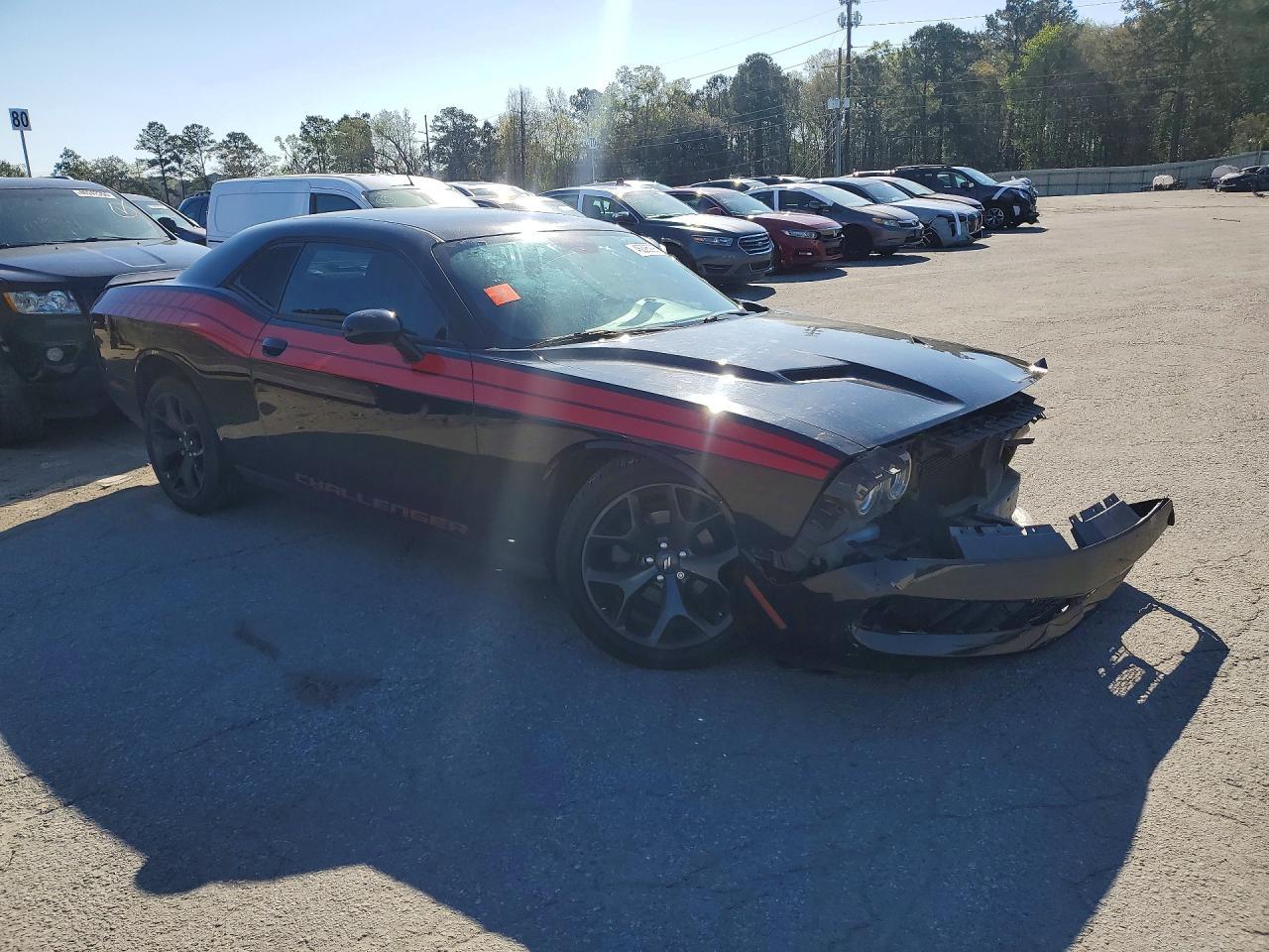 2020 Dodge Challenger Sxt - Image 4