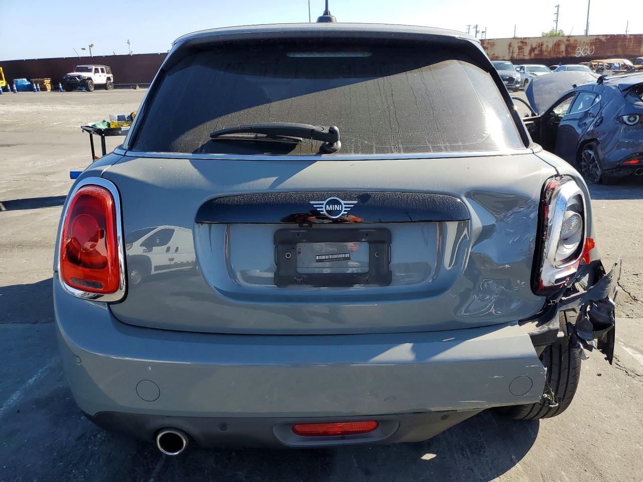2020 Mini Cooper - Image 6