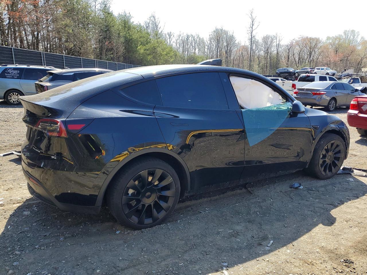 2022 Tesla Model Y - Фото 3