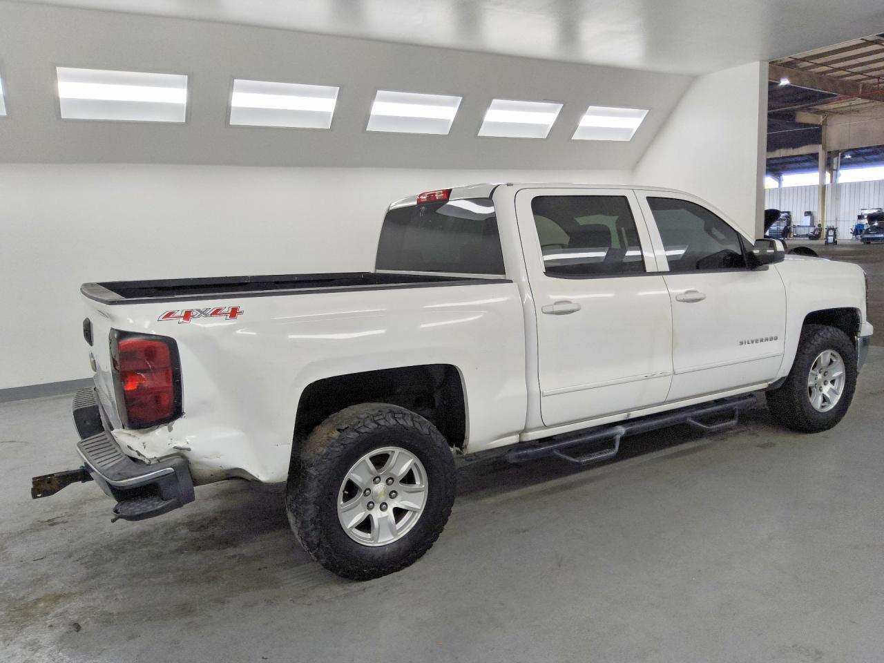 2015 Chevrolet Silverado K1500 Lt - Image 3