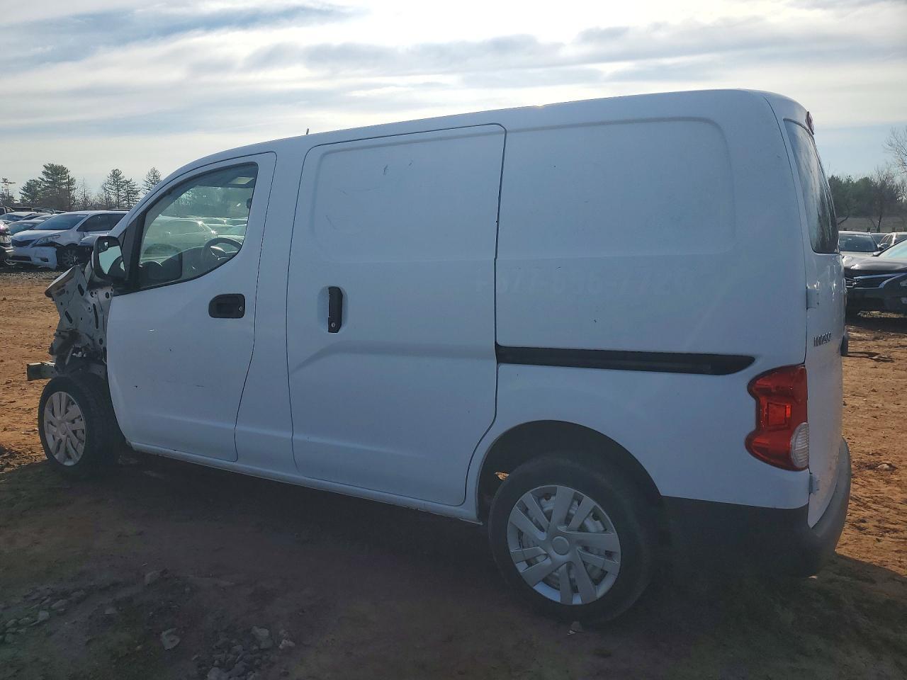 2015 Nissan Nv200 2.5S - Image 2