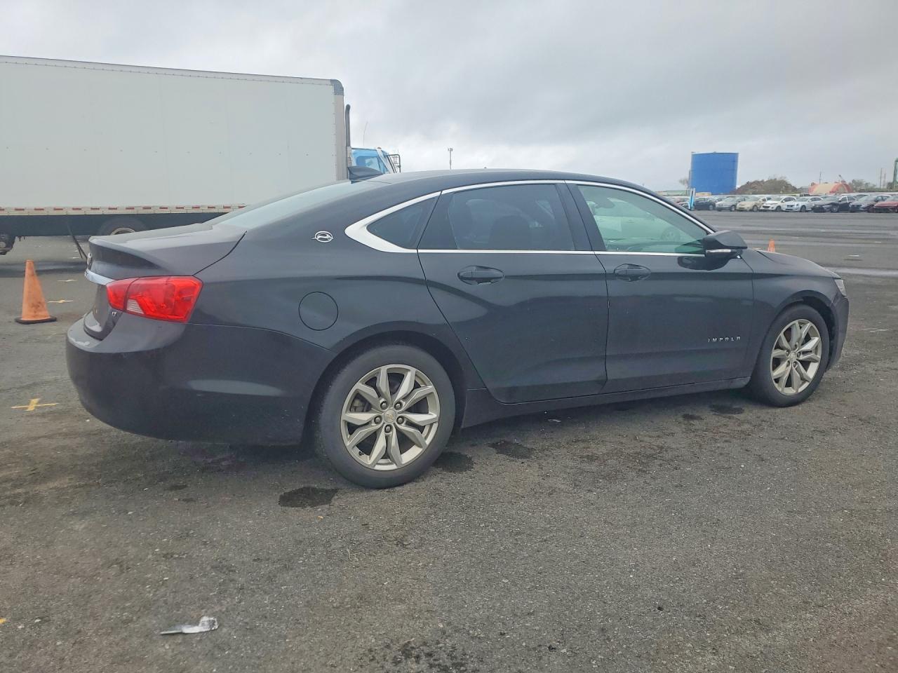 2017 Chevrolet Impala Lt - Фото 3
