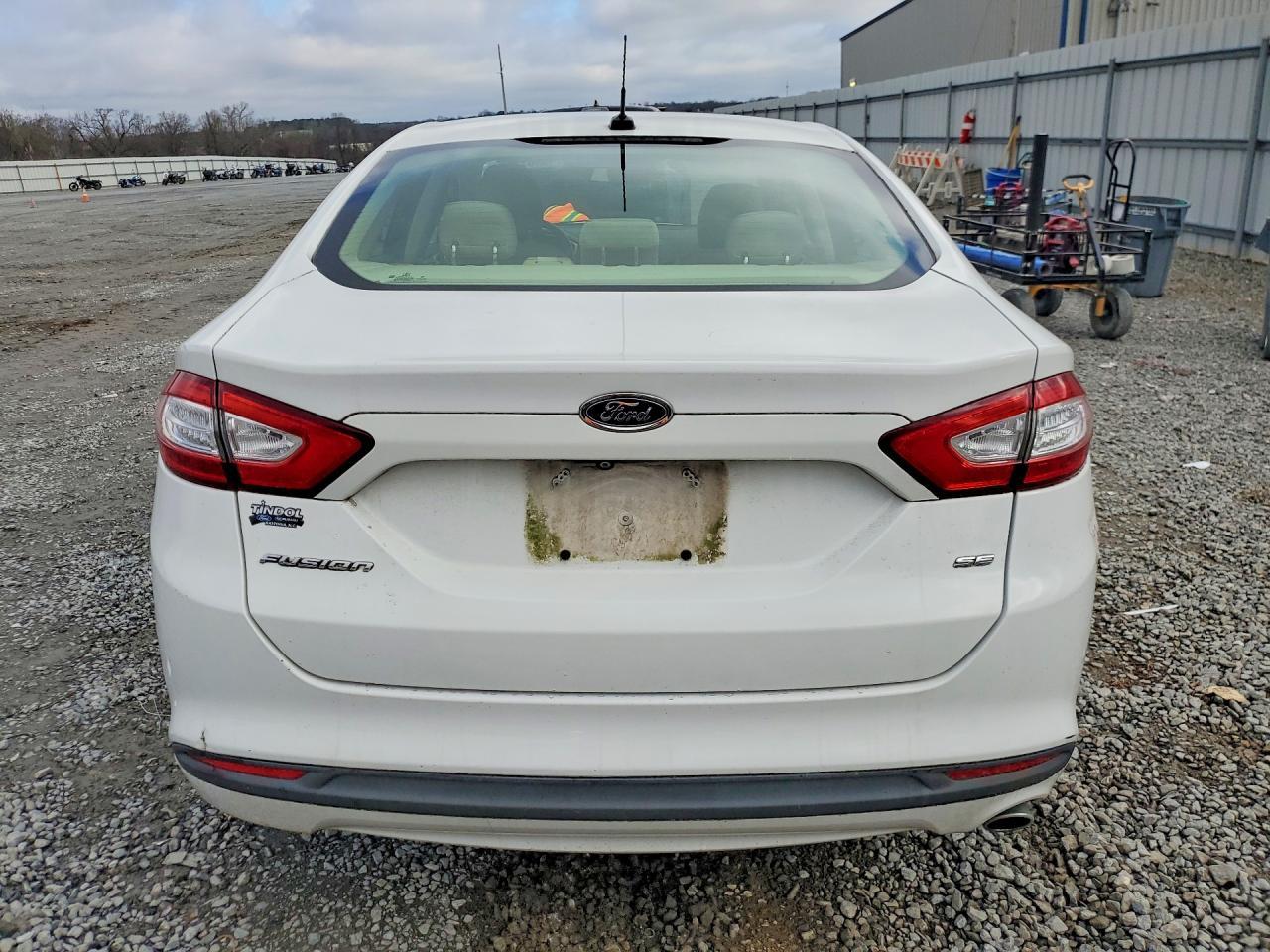 2015 Ford Fusion Se - Фото 6