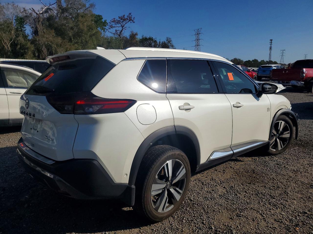 2023 Nissan Rogue Sl - Фото 3