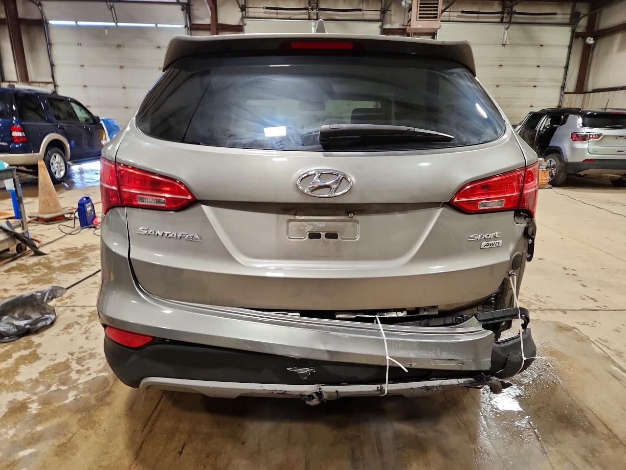 2015 Hyundai Santa Fe Sport 2.4L - Фото 6