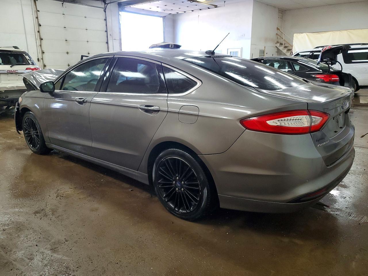 2013 Ford Fusion Se - Image 2