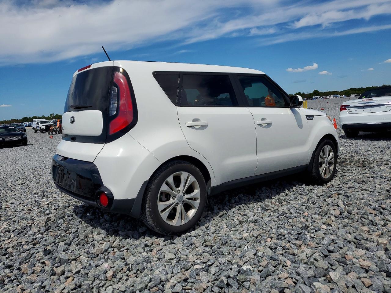2016 Kia Soul + - Image 3