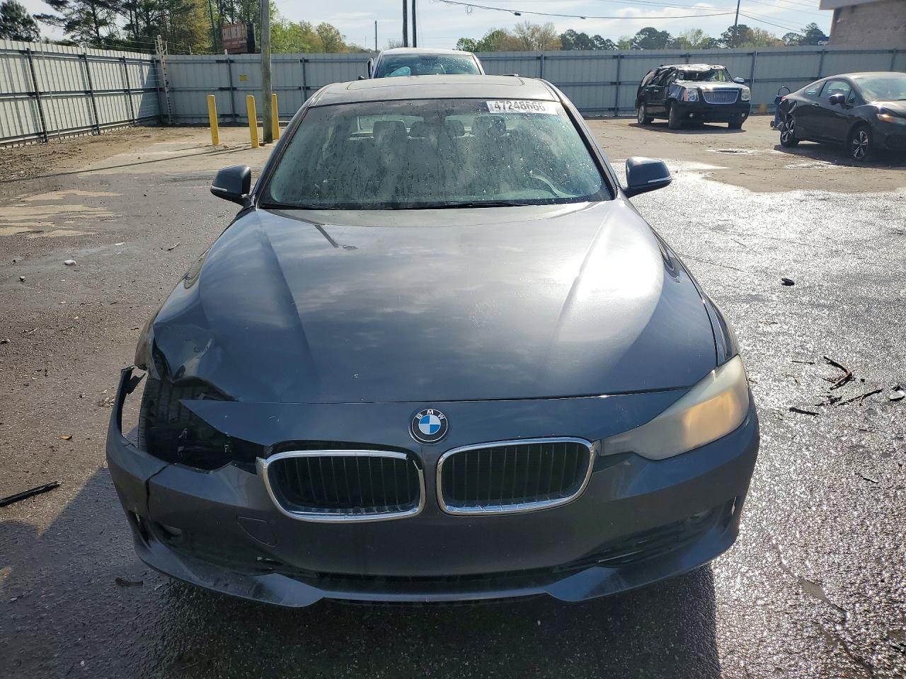 2013 BMW 320 I - Image 5