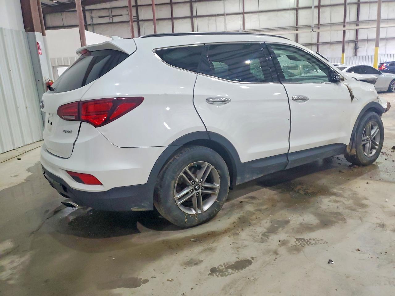 2018 Hyundai Santa Fe Sport 2.4L - Image 3