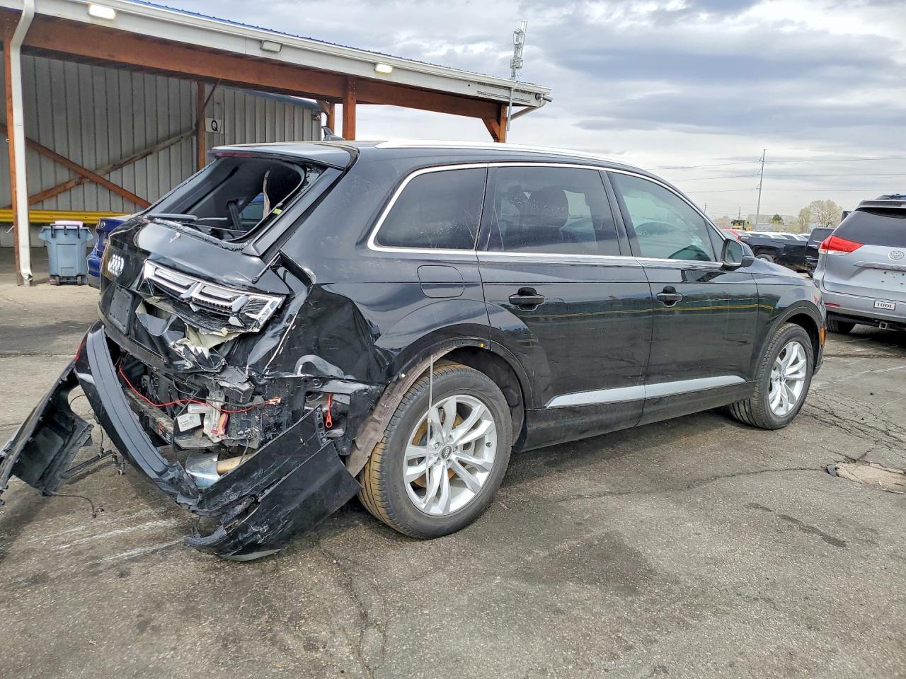2019 Audi Q7 Premium Plus - Фото 3