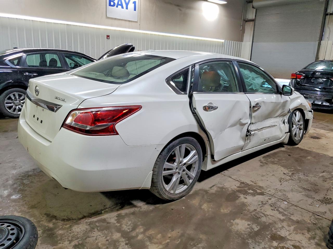 2013 Nissan Altima 3.5 S - Image 3