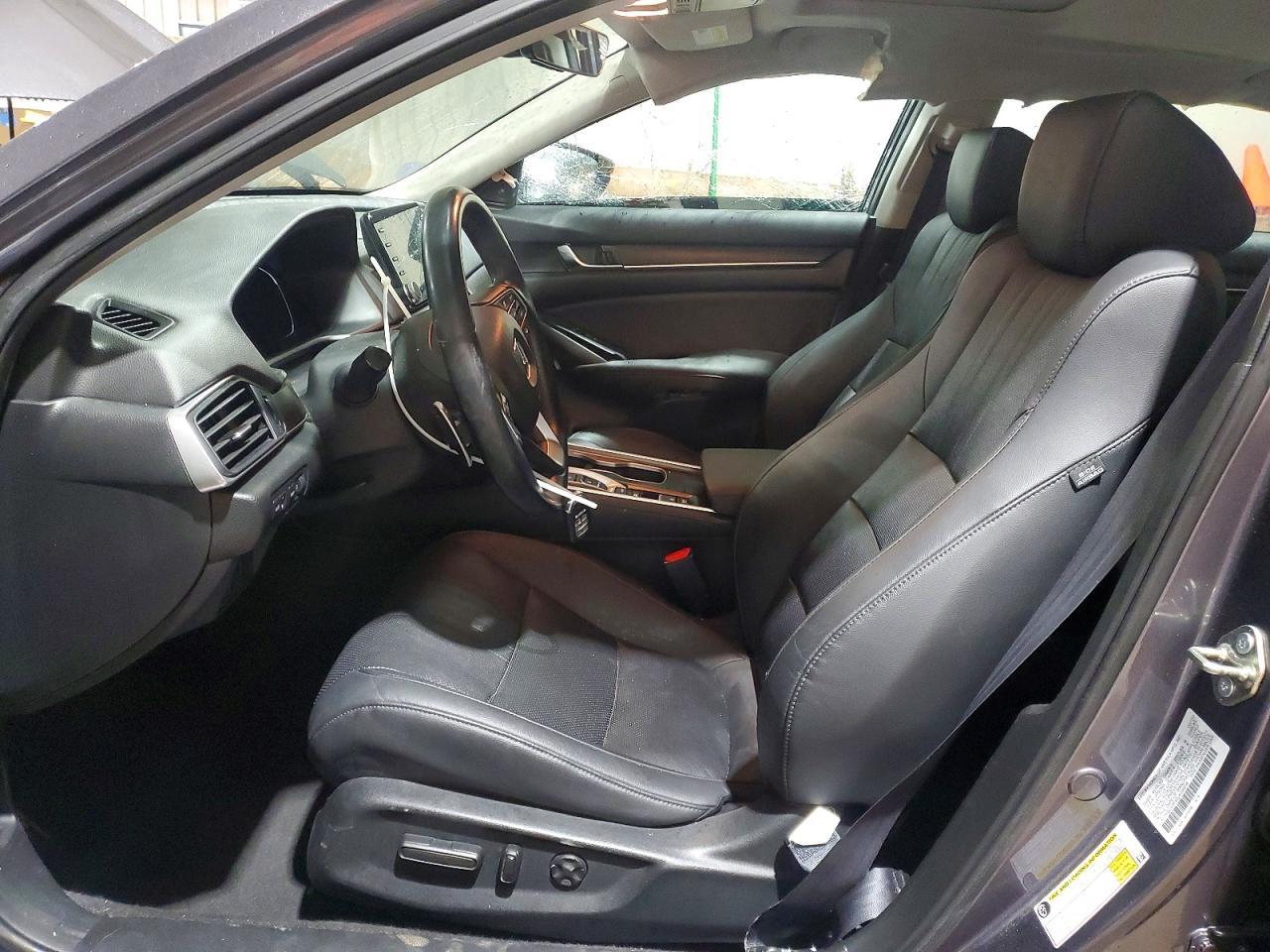 2020 Honda Accord Touring Hybrid - Фото 7