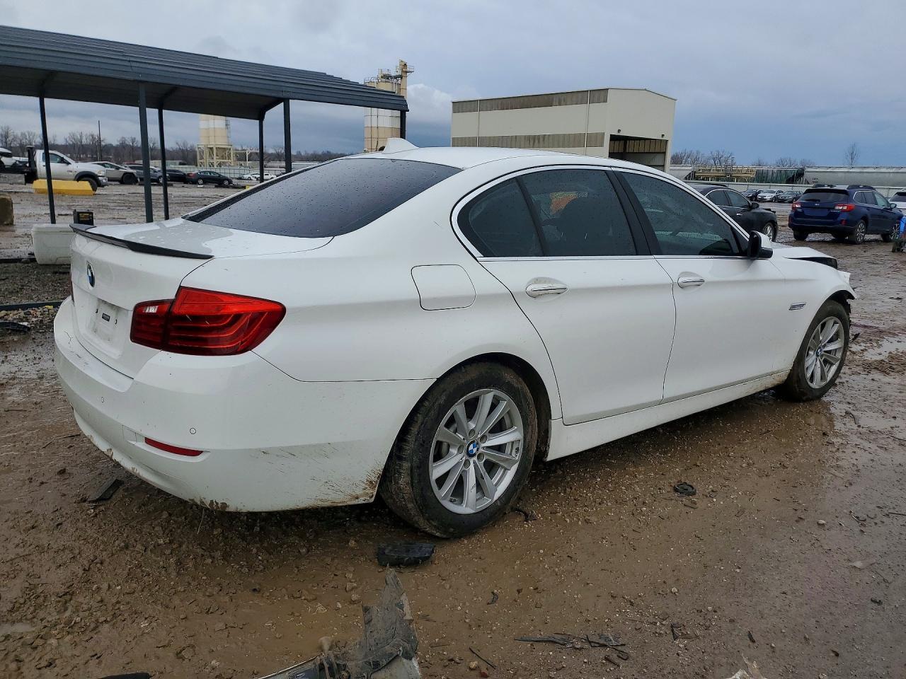 2014 BMW 528 I - Фото 3