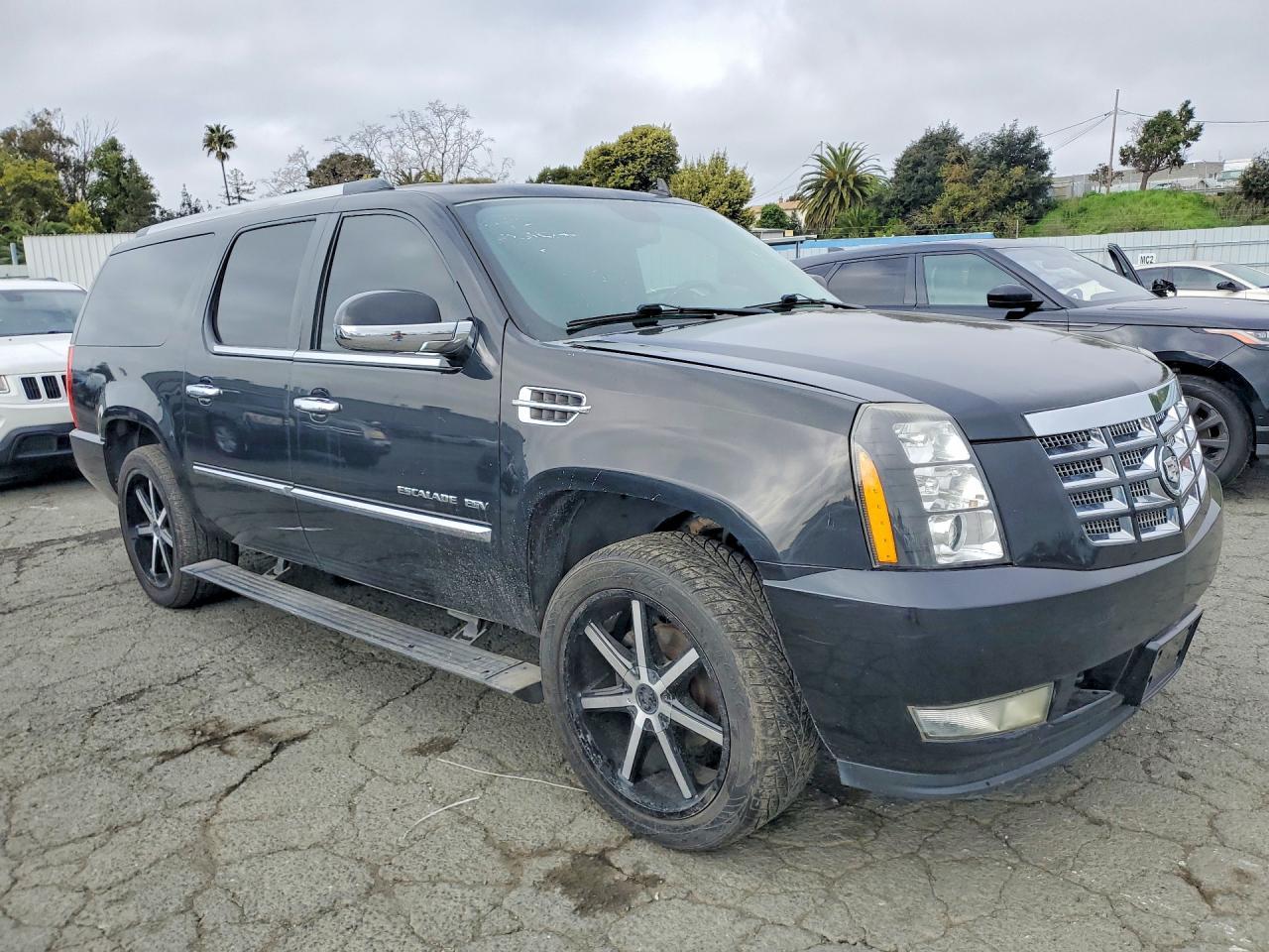 2011 Cadillac Escalade Esv Premium - Фото 4