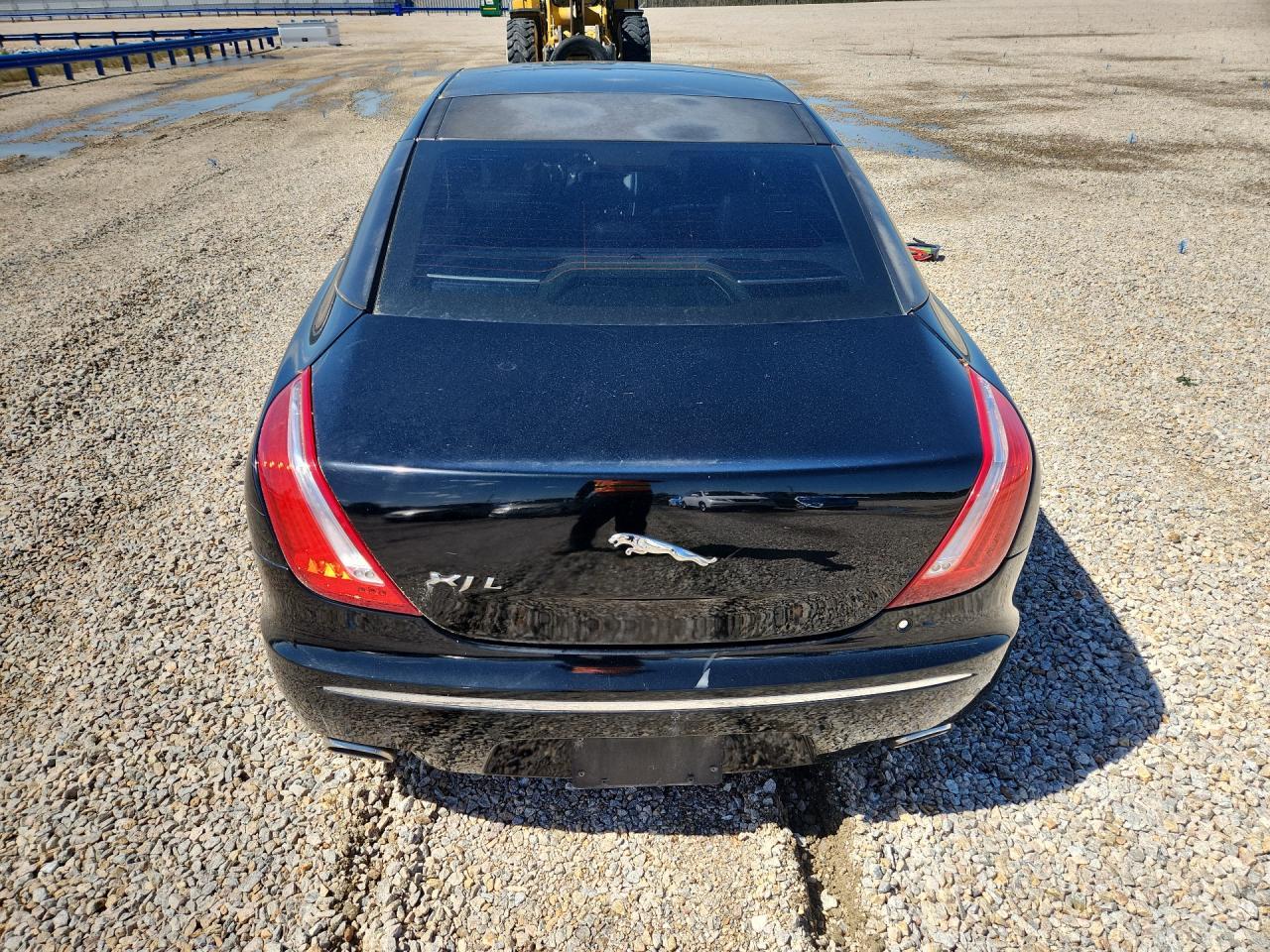 2011 Jaguar Xjl - Image 6