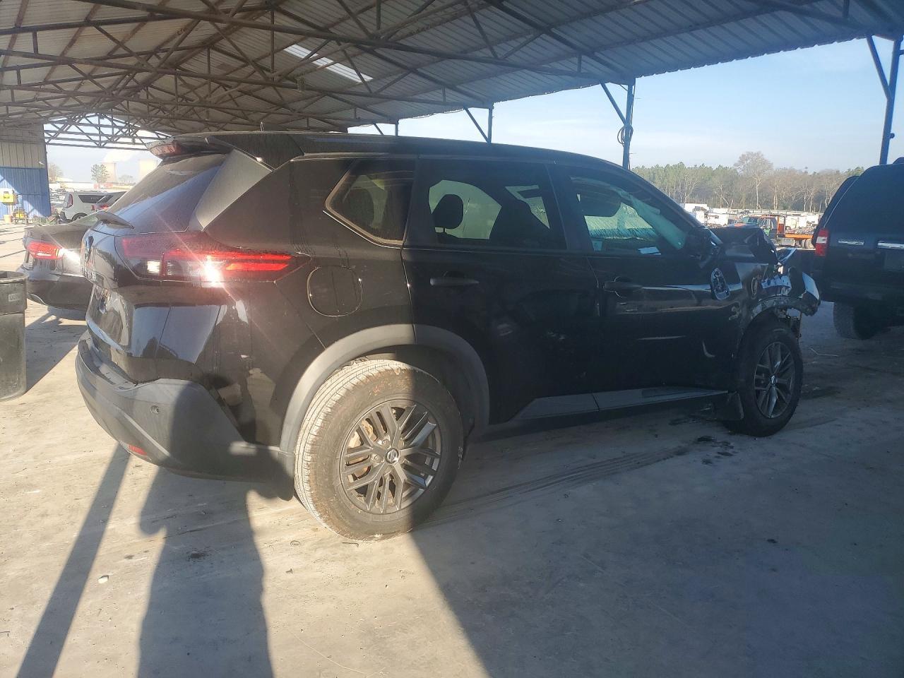 2021 Nissan Rogue S - Фото 3