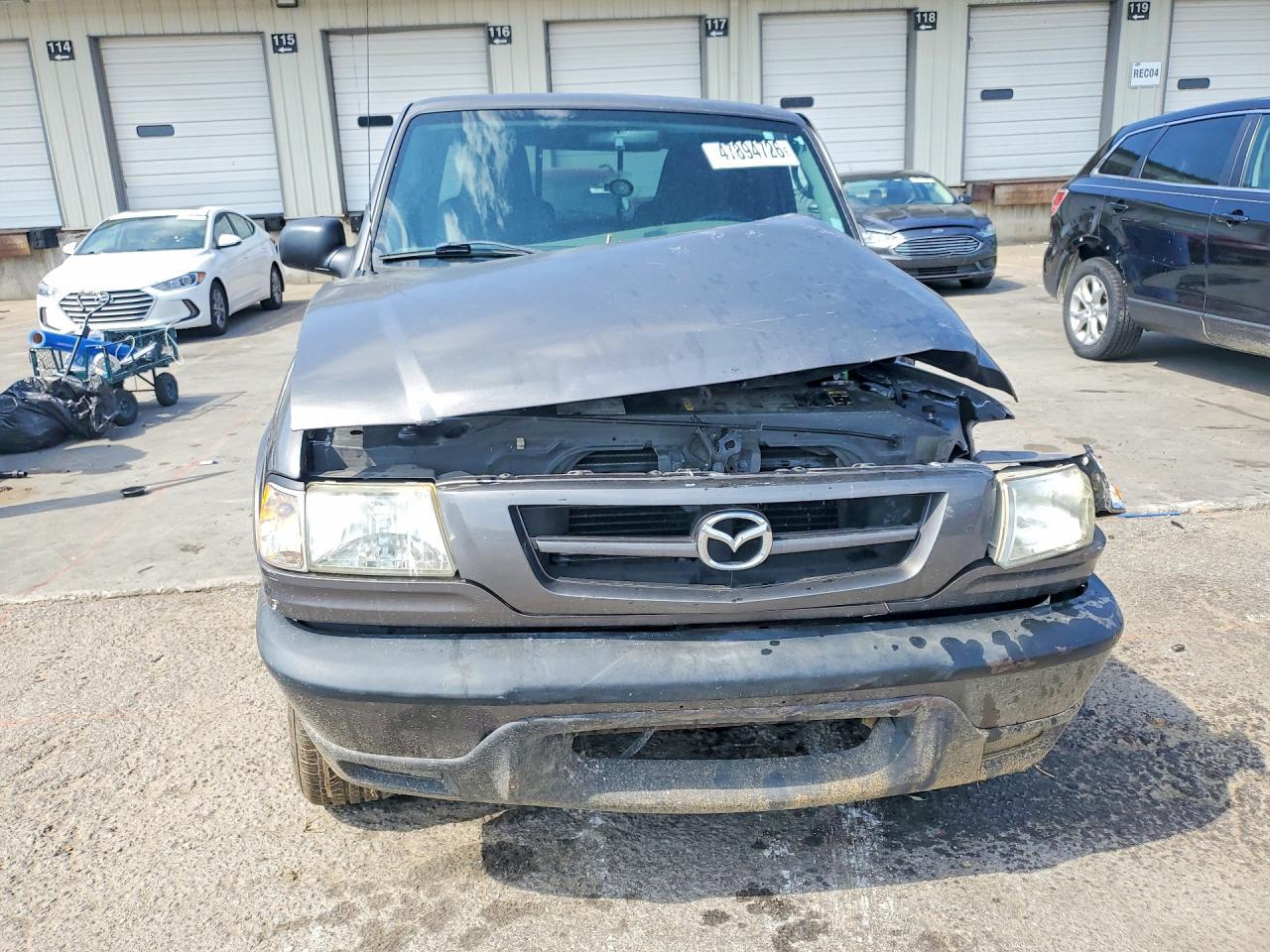 2005 Mazda B3000 Cab Plus - Image 5
