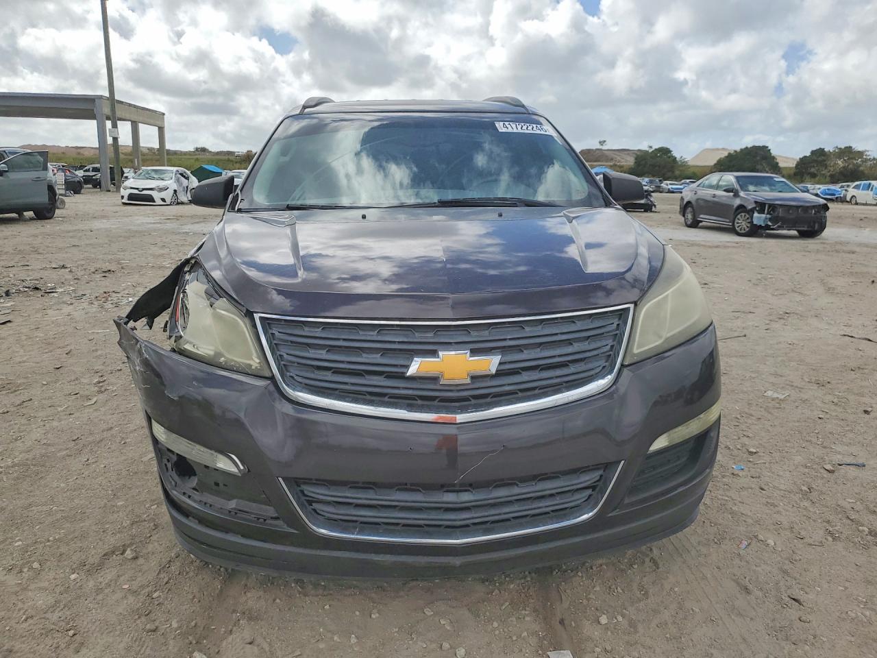 2016 Chevrolet Traverse Ls - Фото 5