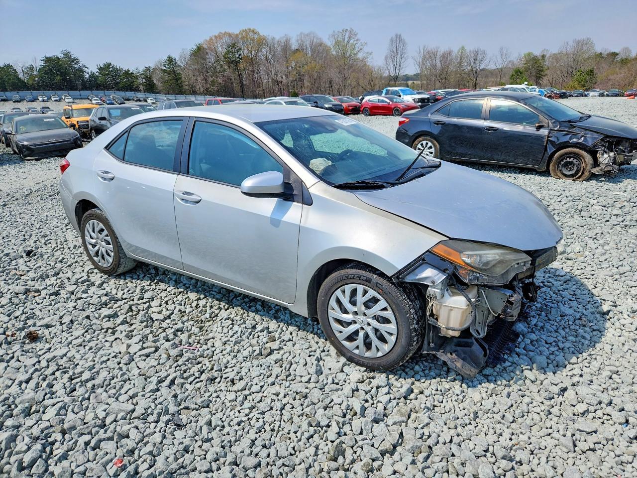 2017 Toyota Corolla Le - Image 4