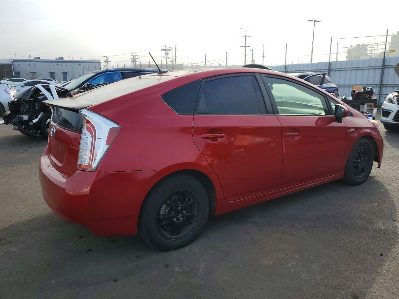 2015 Toyota Prius Four - Фото 3