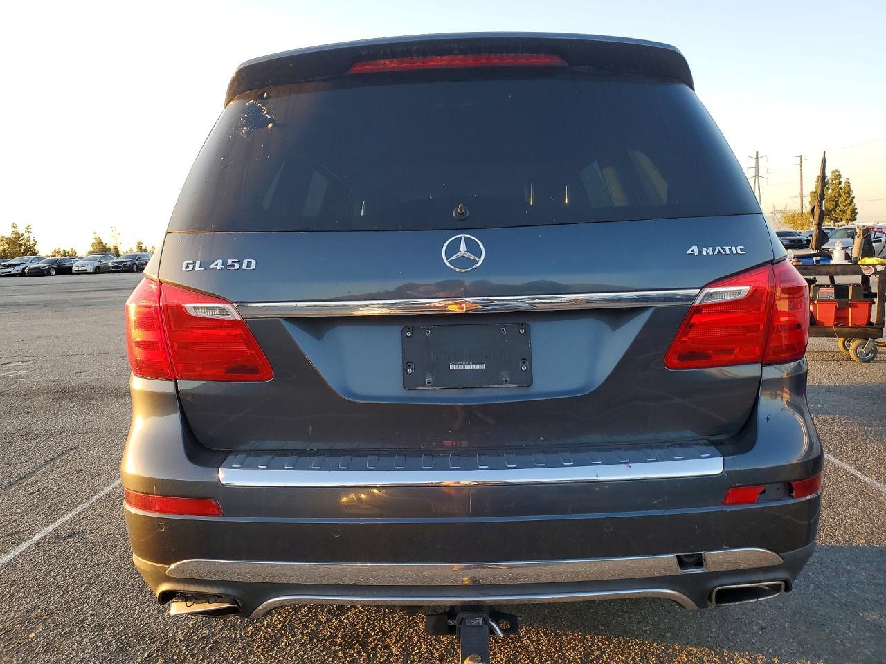 2016 Mercedes Benz Gl 450 4Matic - Image 6
