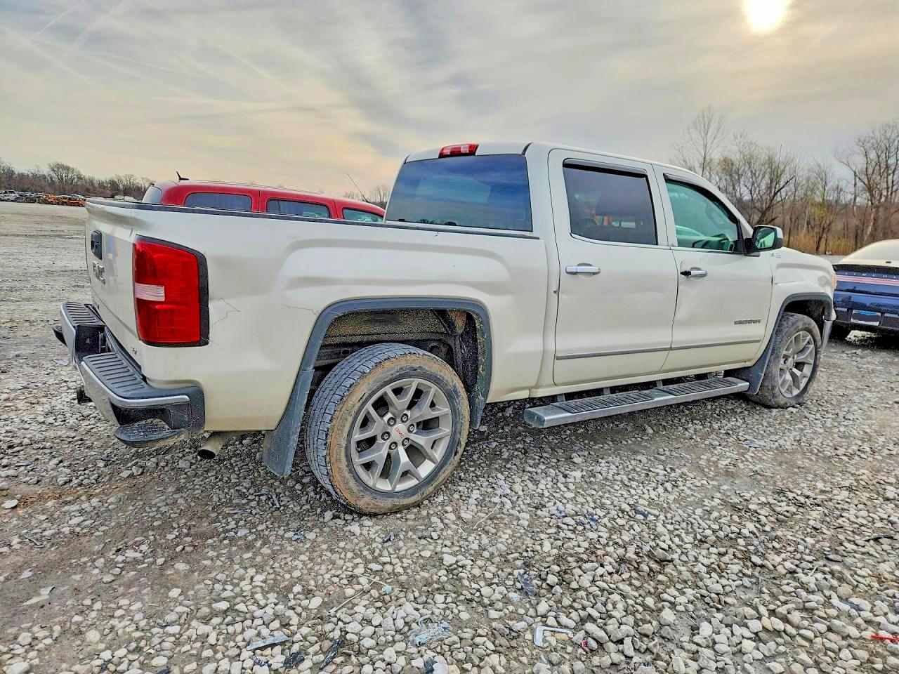 2015 GMC Sierra K1500 Slt - Image 3