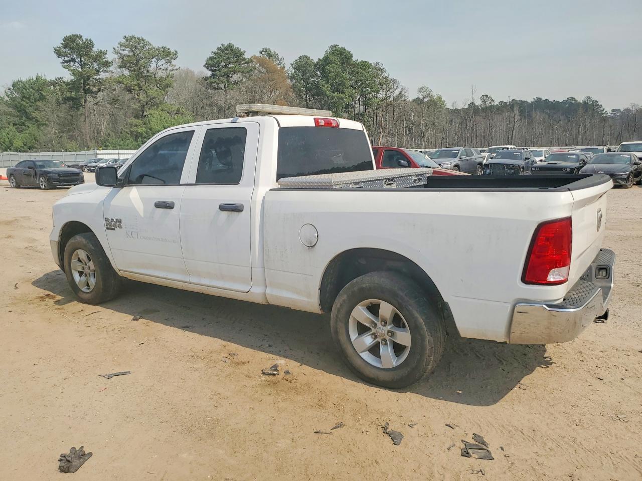 2019 Ram Trucks 1500 Classic Tradesman - Фото 2