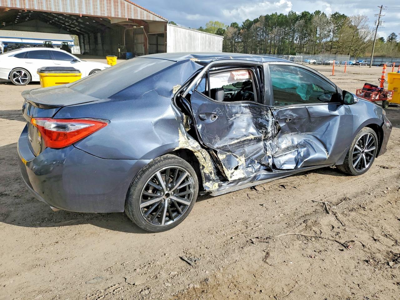 2017 Toyota Corolla Se - Image 3