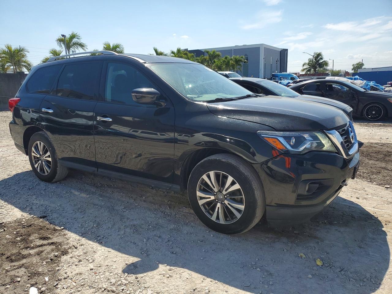 2019 Nissan Pathfinder Sv - Image 4