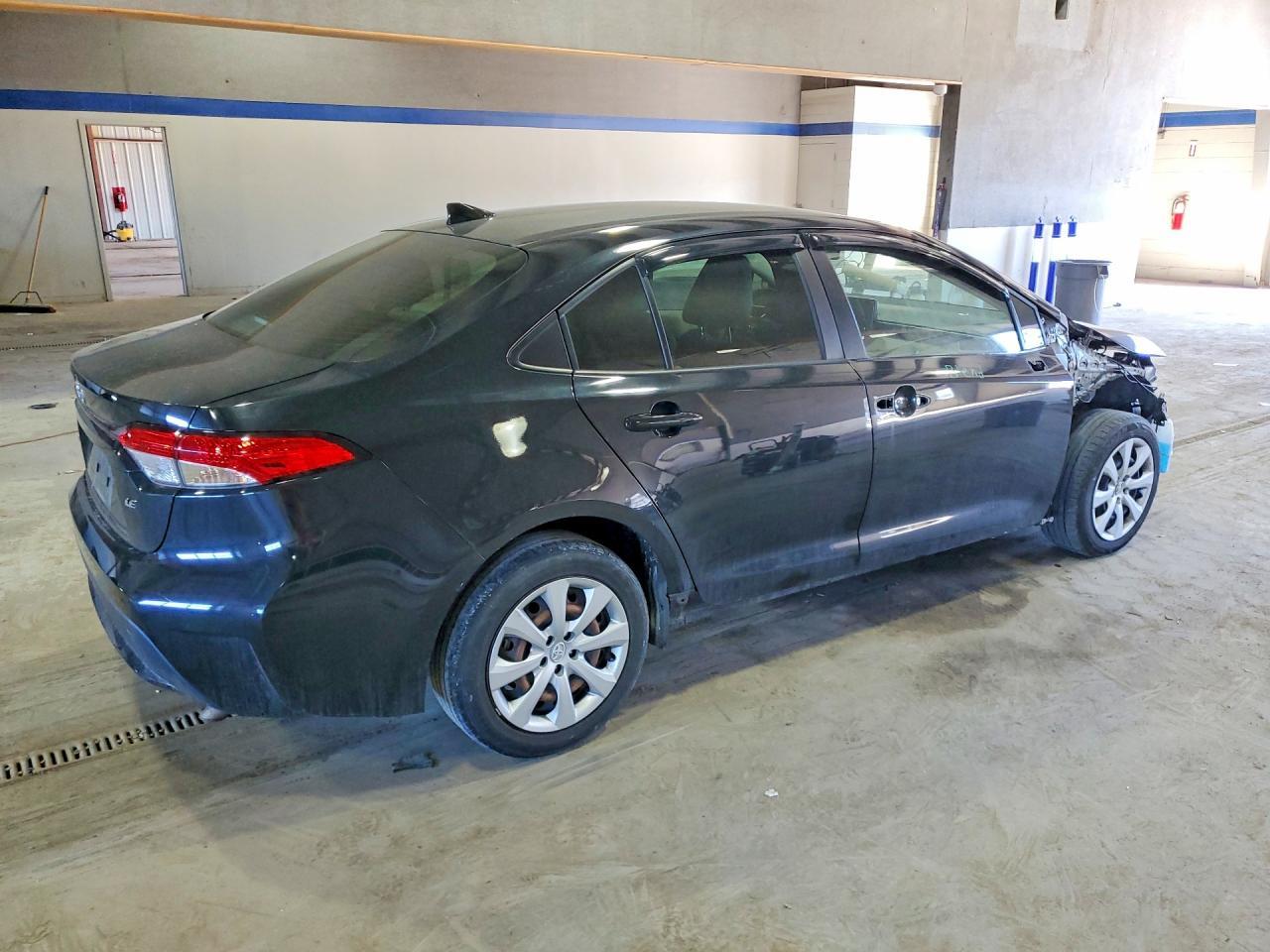 2022 Toyota Corolla Le - Фото 3