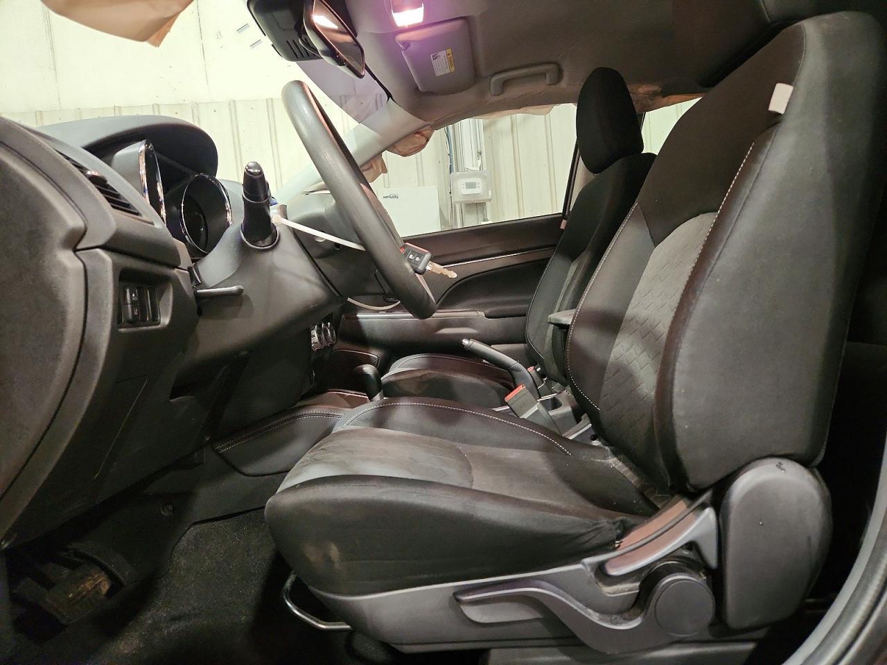 2021 Mitsubishi Outlander Sport Es - Фото 7
