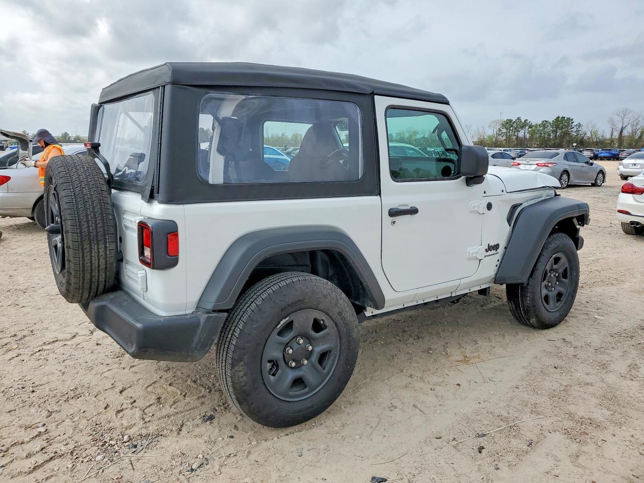 2025 Jeep Wrangler Sport - Image 3