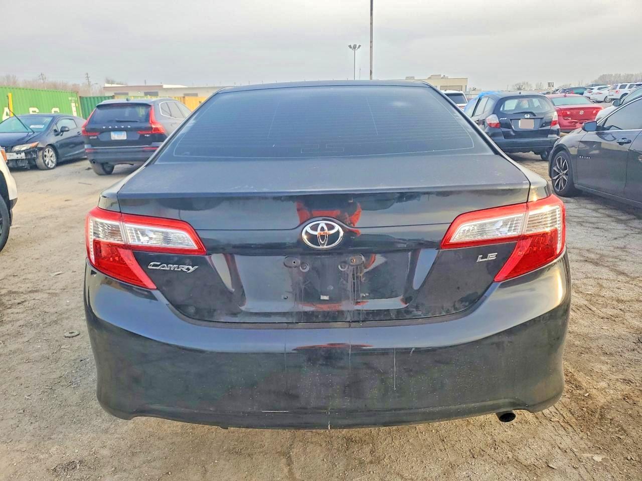 2012 Toyota Camry Le - Image 6