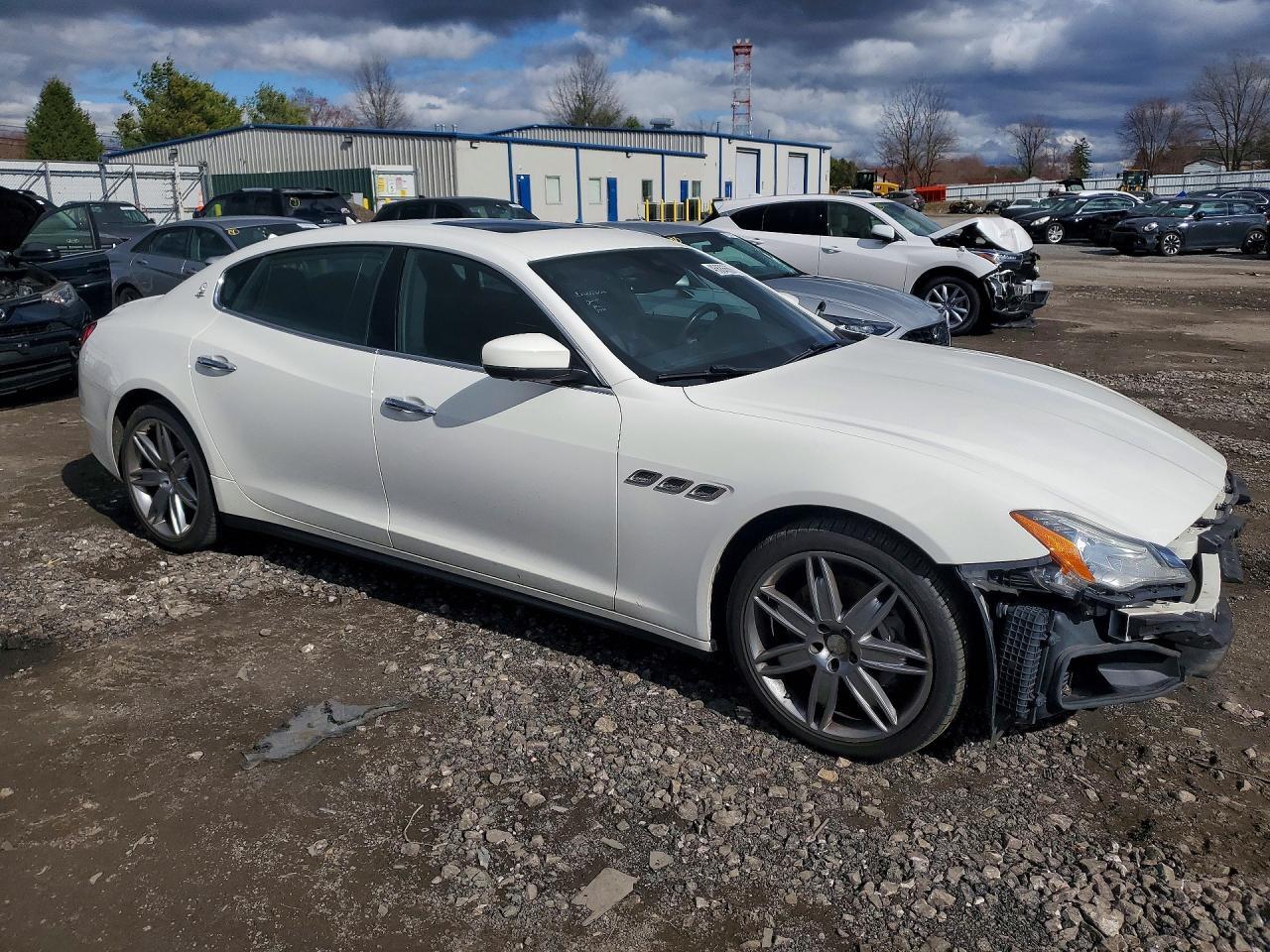 2017 Maserati Quattroporte S - Image 4