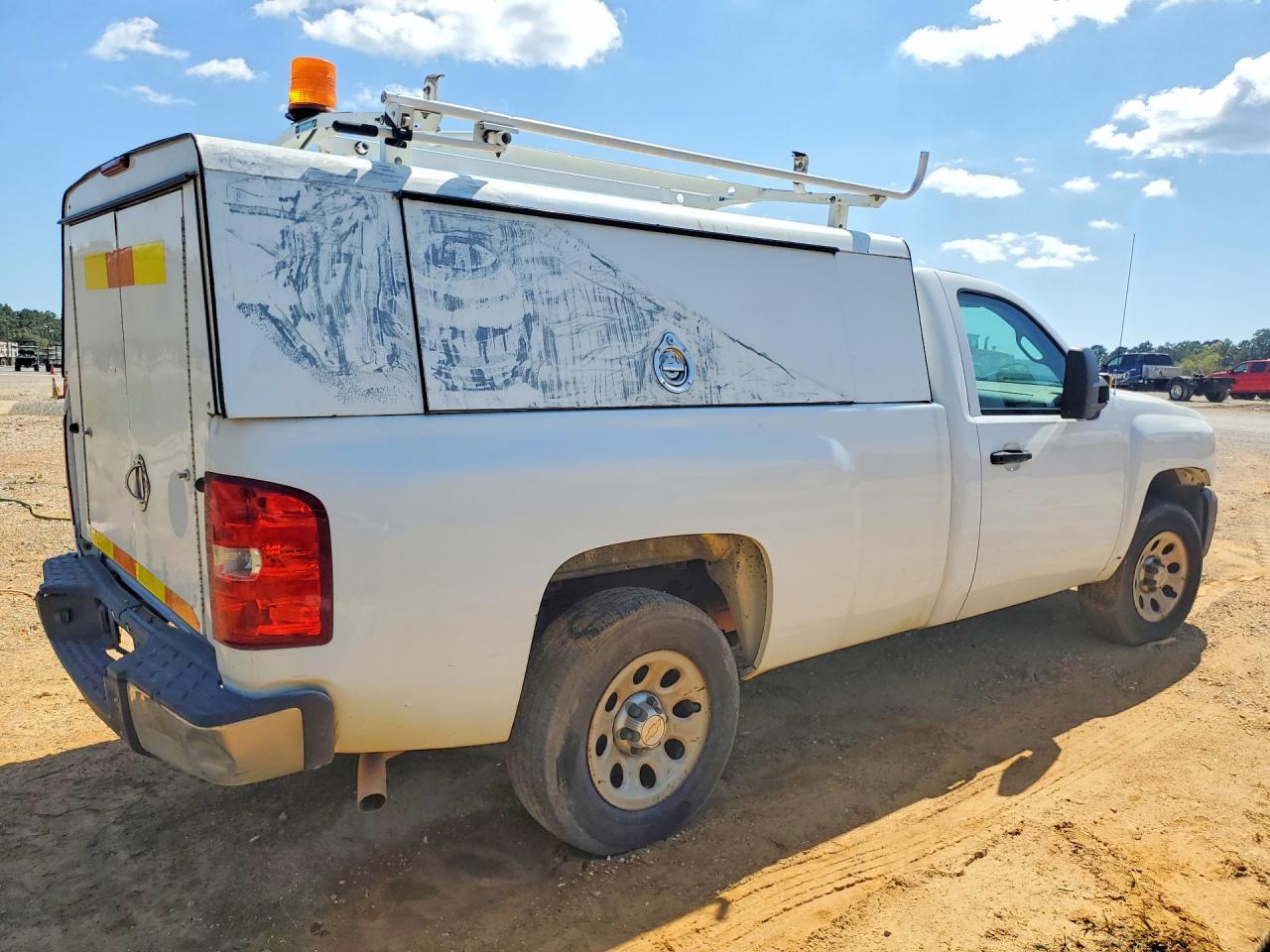 2013 Chevrolet Silverado K1500 - Image 3