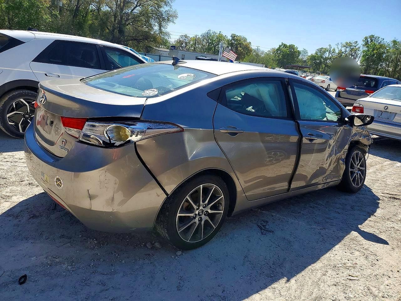 2012 Hyundai Elantra Limited - Image 3