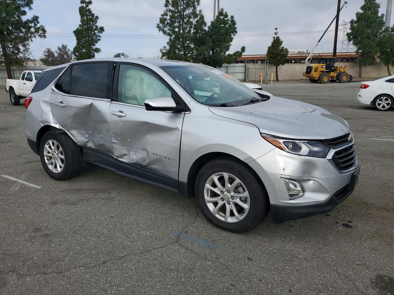 2020 Chevrolet Equinox Lt - Image 4